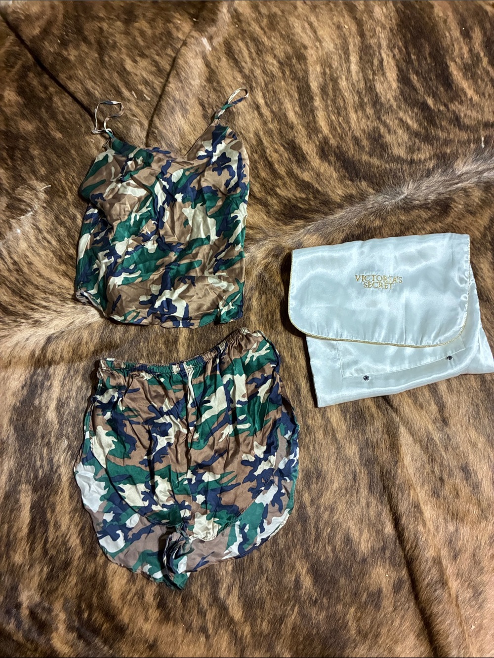 Magic Silk camo nightie in VS bag